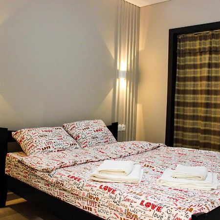 Zhalgin'S Apartments 1 Turksib Екстер'єр фото