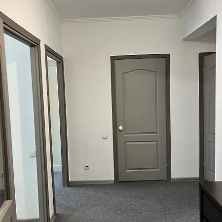 Zhalgin'S Apartments 1 Turksib Екстер'єр фото