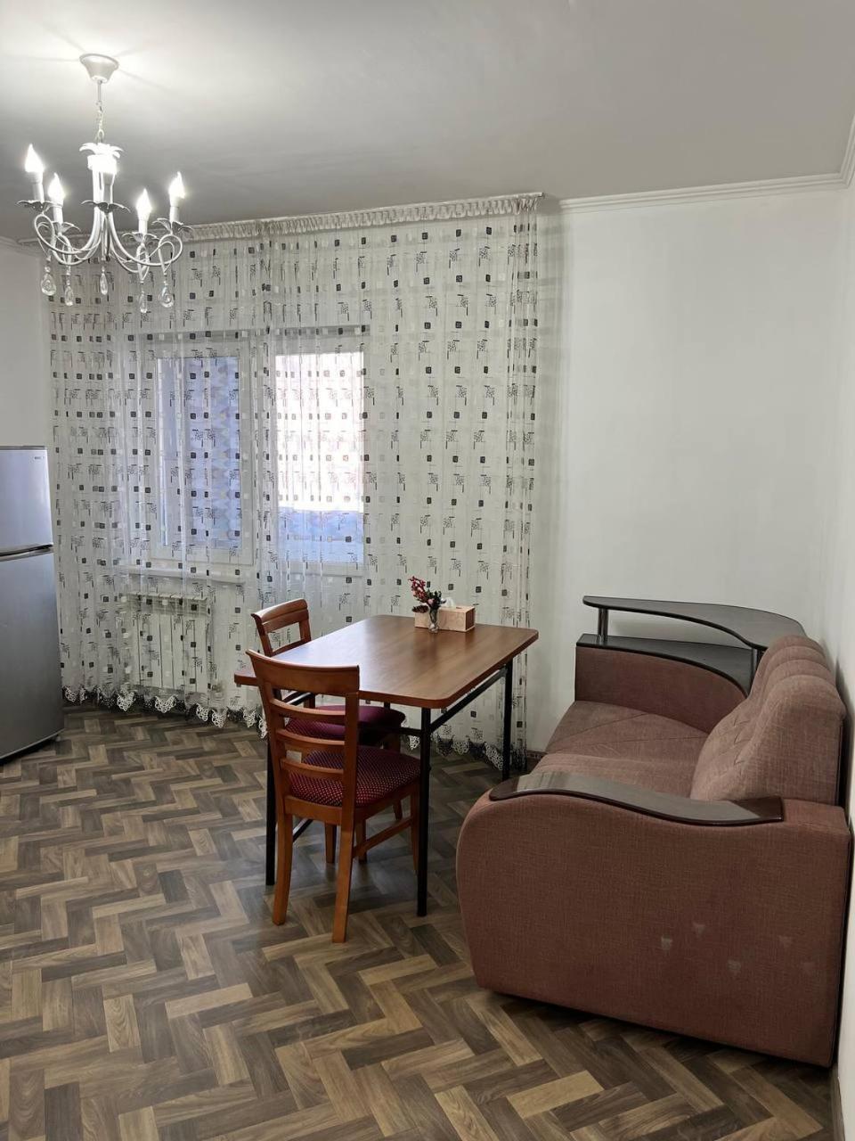 Zhalgin'S Apartments 1 Turksib Екстер'єр фото